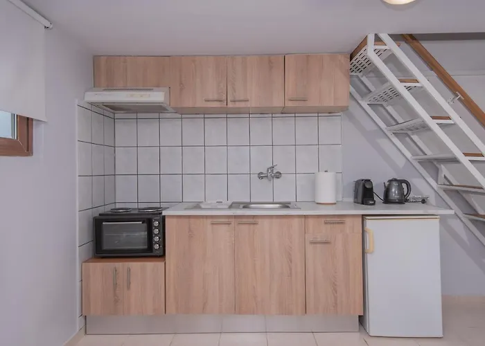 Cozy Loft With Private Terrace