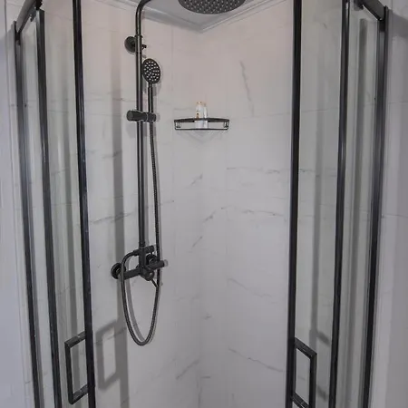 펜션 Cozy Loft With Private Terrace *