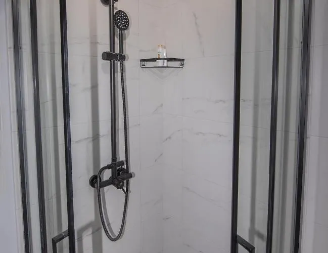 Дом отдыха Cozy Loft With Private Terrace *