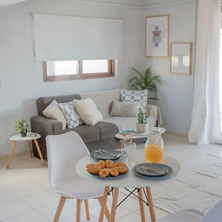 Cozy Loft With Private Terrace 클레마스티