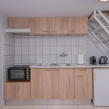 Cozy Loft With Private Terrace